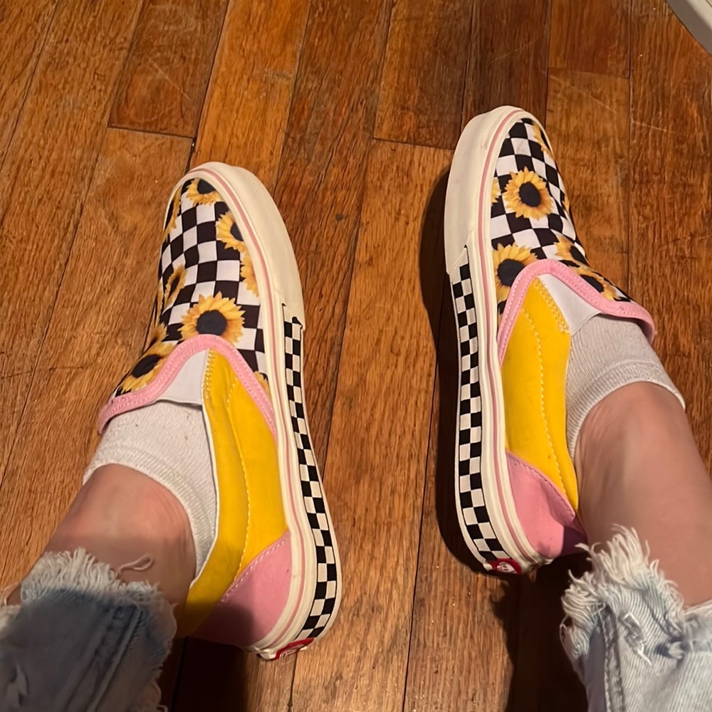 Sunflower vans